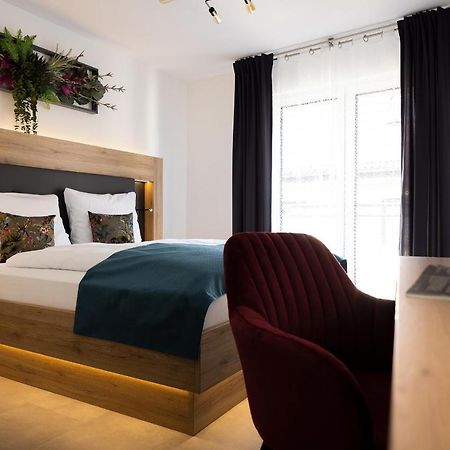 Bed And Breakfast - Homburg Am Main Экстерьер фото