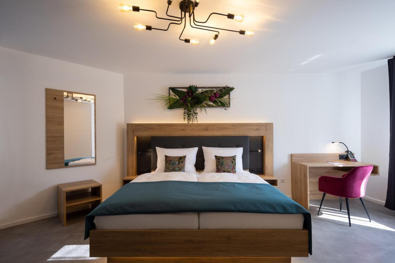 Bed And Breakfast - Homburg Am Main Экстерьер фото